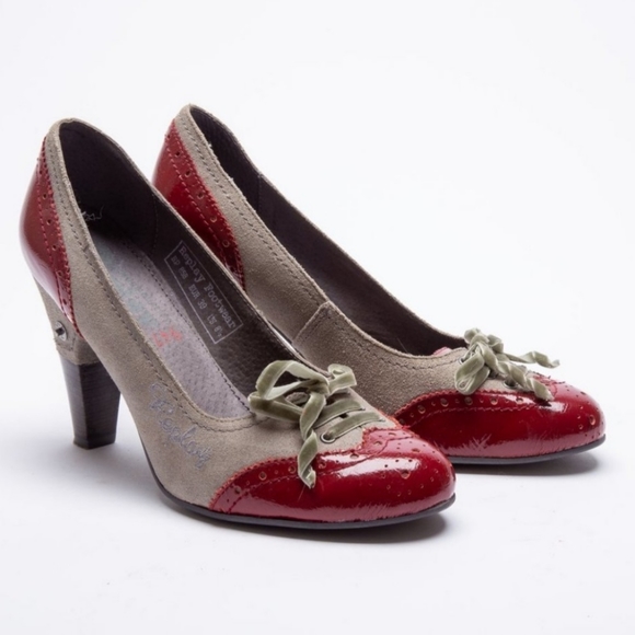 Replay Oxford Suede and Patent Pump - Picture 2 of 9
